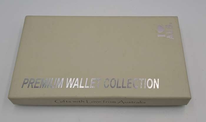 Unused `l Love Australia` Copyright Design Ladies Premier Leather wallet Collection-Souvenir Gift