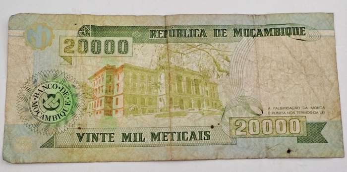 1999 Mozambique 20 000 Meticais
