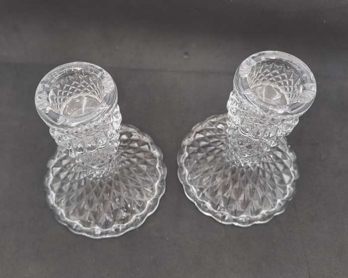A Pair of Crystal Candle Sticks 10,5cm