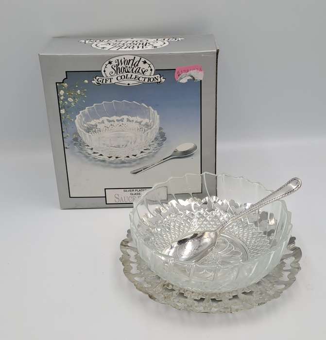Vintage World Showcase Gift Collection Silver Plated tray and Glass Sauce Bowl with Spoon-Boxed