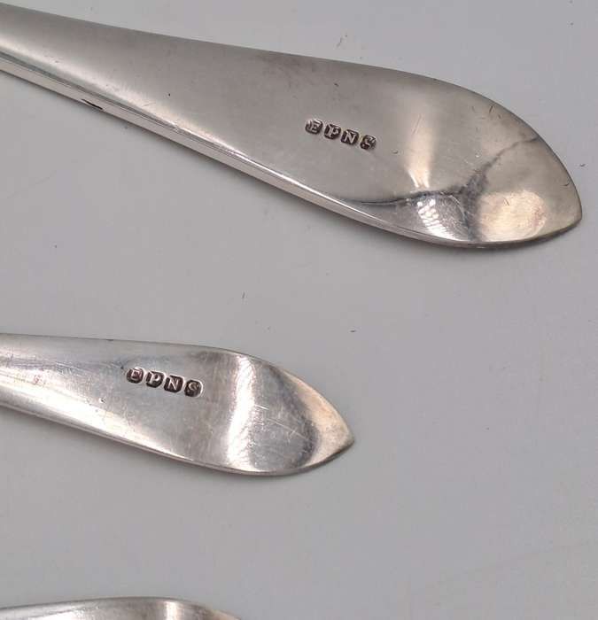 Vintage Silver plated EP.N.S Spoons 3 x 13,2cm x 4,4cm and 1 x 21,2cm x 7,7cm