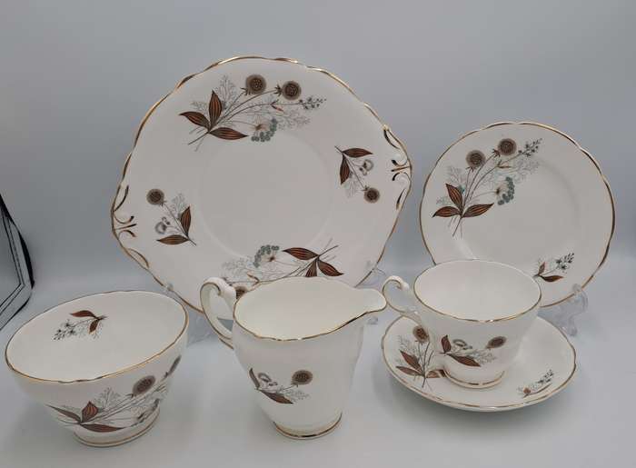 21 pc Vintage Regency Bone China Tea set with 6 Trio`s- Made in England