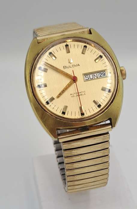 Vintage Swiss BULOVA Mens Automatic Watch -Working