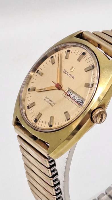 Vintage Swiss BULOVA Mens Automatic Watch -Working