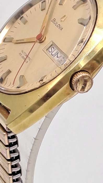 Vintage Swiss BULOVA Mens Automatic Watch -Working