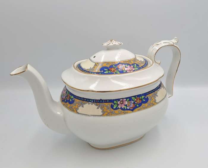 Antique Booths Silicon Bone China Tea Pot- Made in England