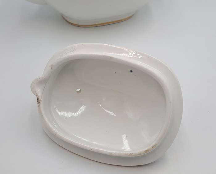Antique Booths Silicon Bone China Tea Pot- Made in England