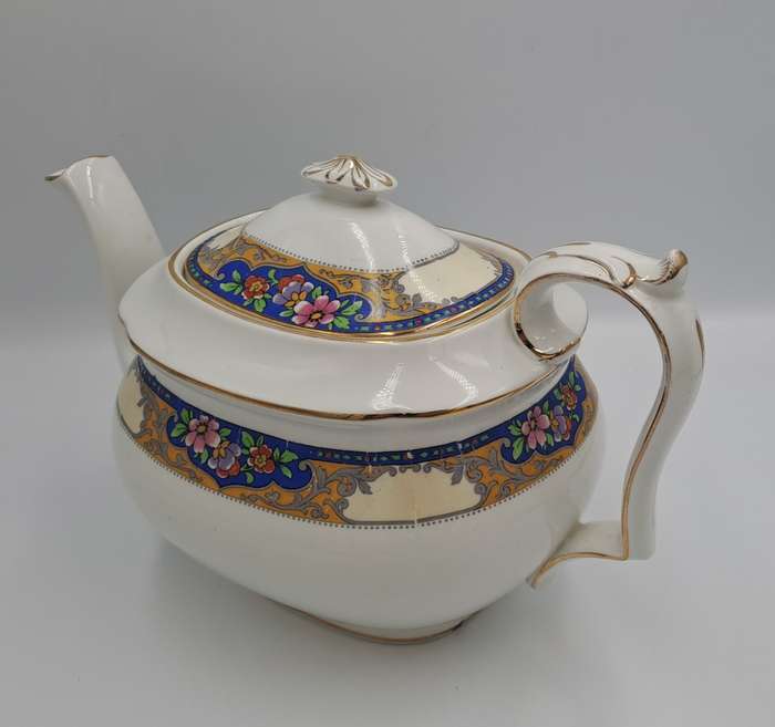 Antique Booths Silicon Bone China Tea Pot- Made in England
