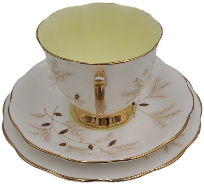 Vintage Royal Albert MONTROSE Tea Trio Fine Bone China -England - (4 Available bid is for one)