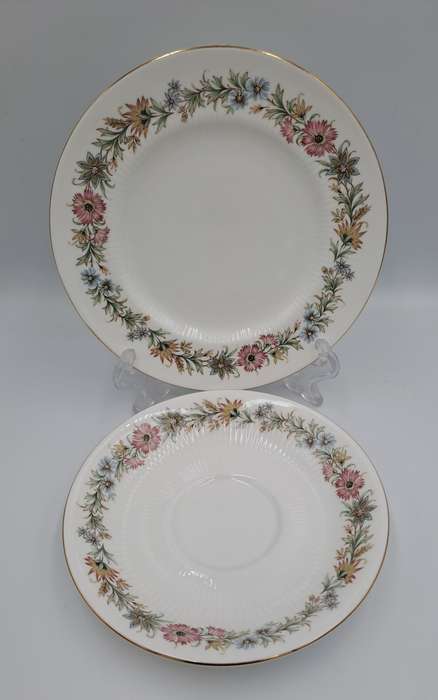 Vintage Paragon BELINDA By appointment to her Majesty the Queen Trio-4 available