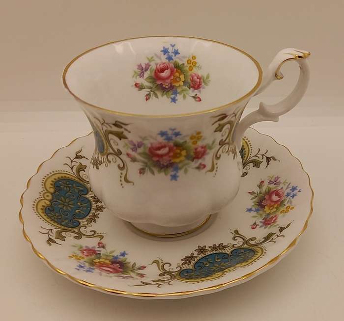 Vintage Royal Albert Berkeley coffee Duo (3 available Bid is for one )