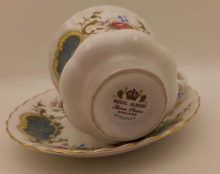 Vintage Royal Albert Berkeley coffee Duo (3 available Bid is for one )