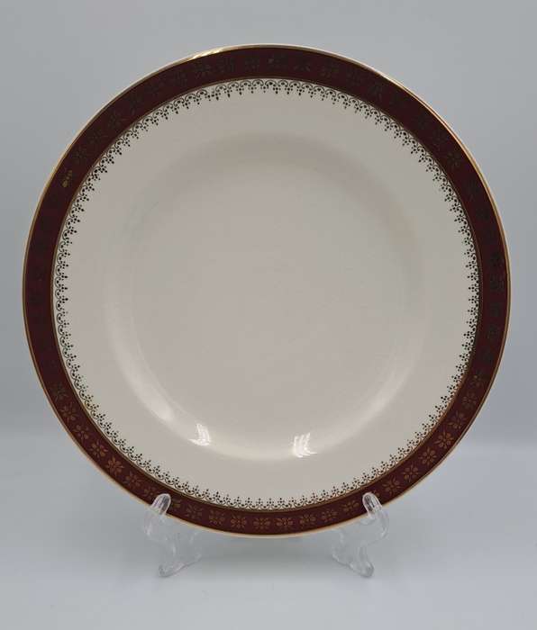 3 Vintage Crown Ducal A.G.R. England burgundy & gold Plates 227mm