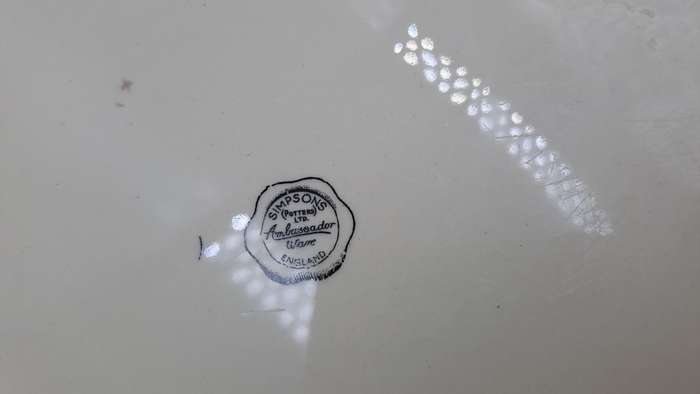Vintage SIMPSONS pottery Ambassodor ware England Oval Platter 335x405mm