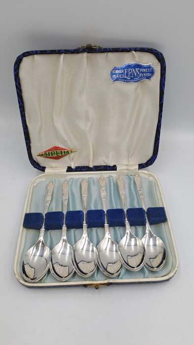 6 Vintage SIPELIA Sheffield England APOSTEL Silver Plate spoons -Boxed