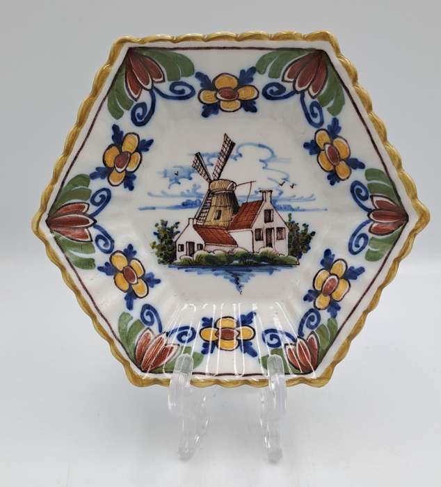 Antique Makkum Delft Porcelain Wall Plate -Netherlands