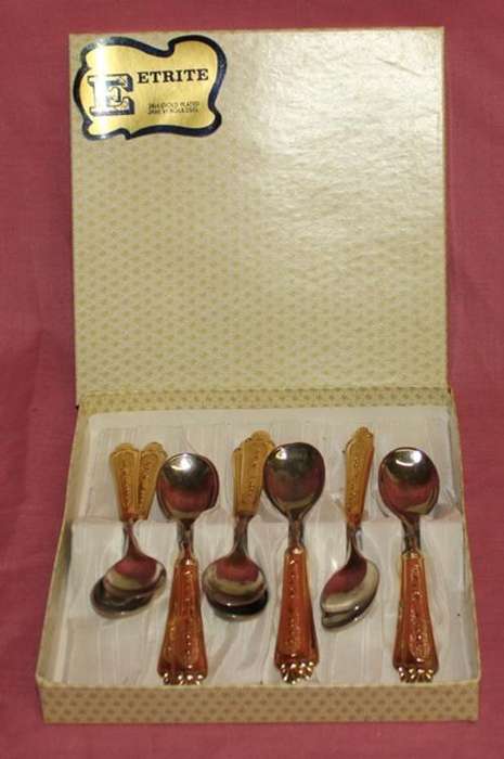 12 x 24ct Gold Plated EETRITE spoons in origanal box