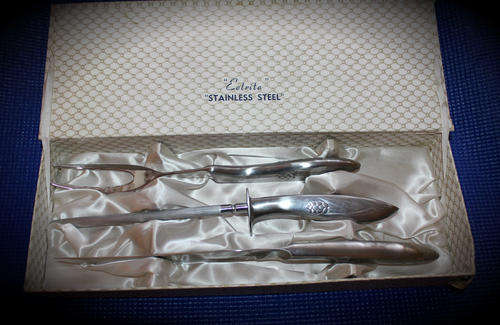 Crazy R1 Start !!!! a 3 pc high quality  stainless steel "EETRITE" Carving set ..boxed never used