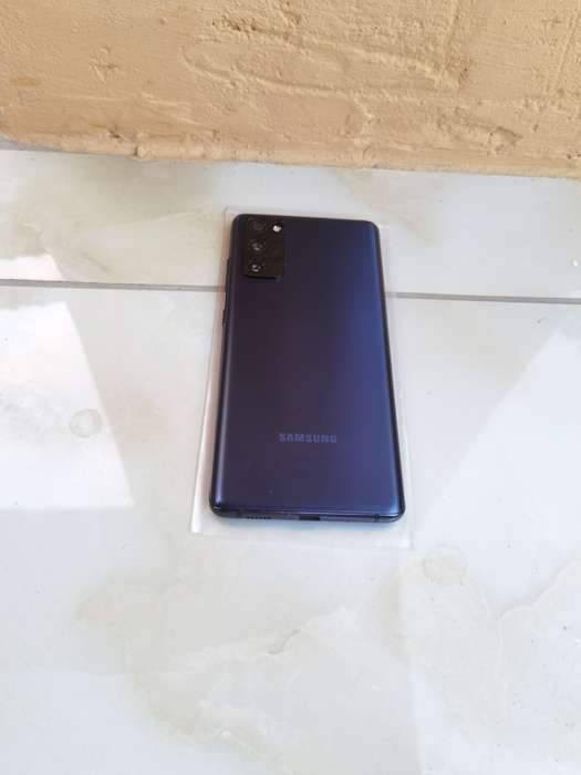 Samsung Galaxy S20 FE 128GB Pre owned