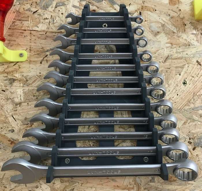 Open-end wrench holder