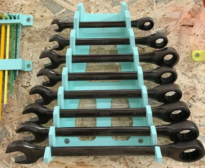 Open-end wrench holder