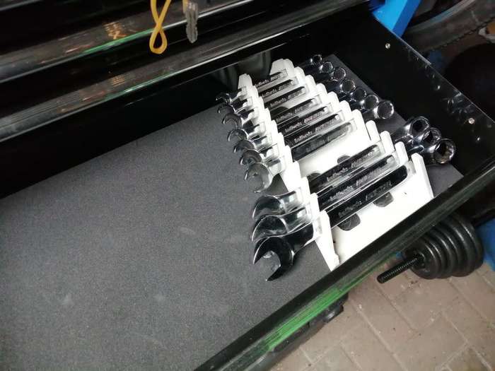 Open-end wrench holder