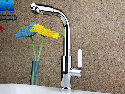 Solid Brass Chrome Finish Single Handle Pull Out Kitchen Faucet - Free Shipping to Door