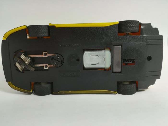 Scalextric C2422 Porsche 911 GT1 No3