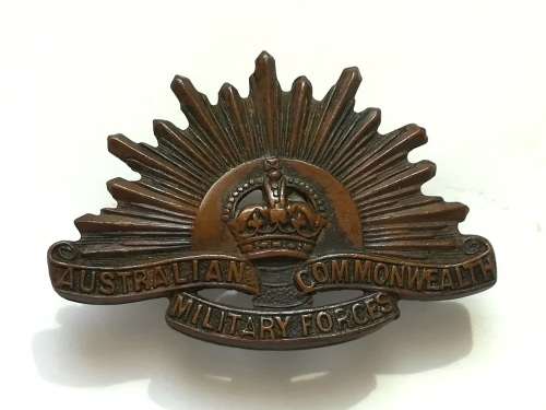 WW1 AUSTRALIAN COMMONWEALTH MILITARY FORCES BADGE (STOKES + SON) 25X40MM (1 LUG)