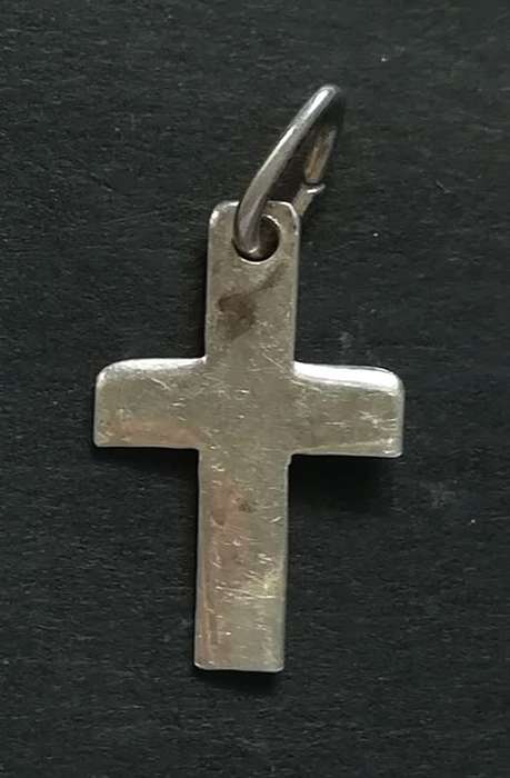 STERLING SILVER CROSS CHARM 10X15MM