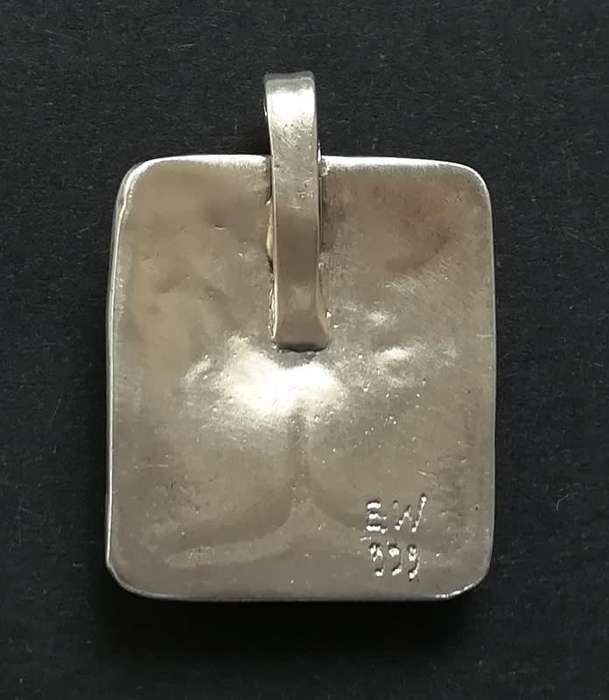 STERLING SILVER + GREEN STONE PENDANT 20X25MM