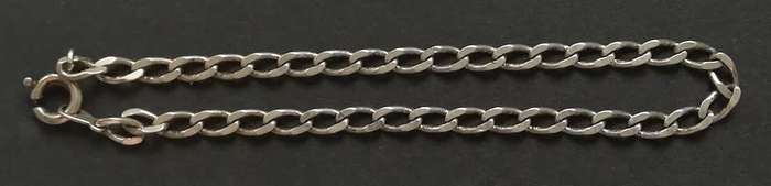 STERLING SILVER CHAIN/CHARM BRACELET 3.4G 185 X 3 MM