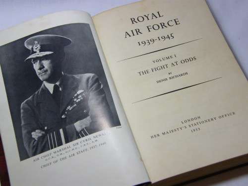 Royal Air Force 1939-1945 Volume 1 - The flight at odds by Dennis Richards - 1953 issue
