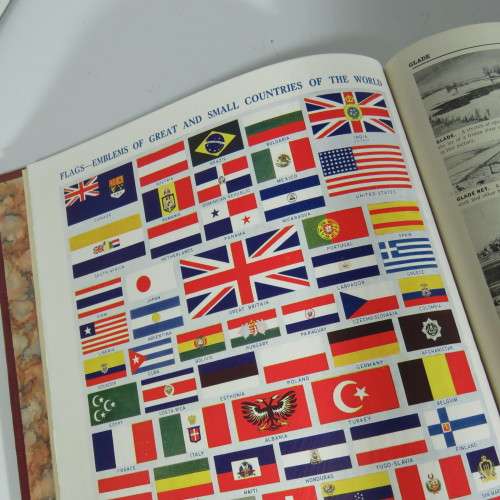 The Pictorial Dictionary by Arthur Mee - Volume 1 to volume 4