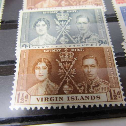 Lot of 12 x George 6 coronation stamps mint hinged