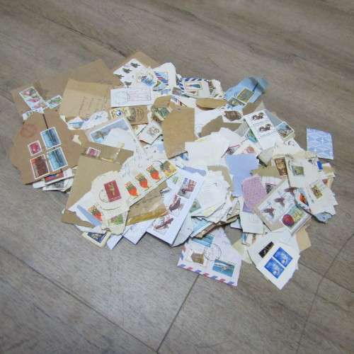 Over Half a Kilo stamps on covers - Many hundreds - unchecked