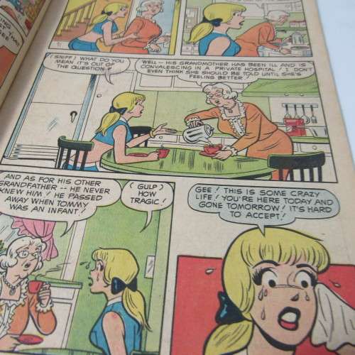 Archie Series - Betty and Me - no. 37