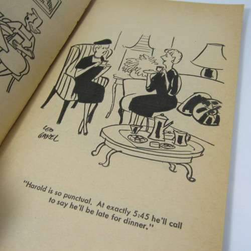 Lot of 5 vintage comic books - Nellies Bedfellows, Trudy, Thimk, The wonderful world of girls
