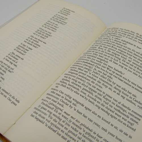 Die goue kring by Uys Krige - Signed by the author and dedicated to Shaleen Surtie Richards