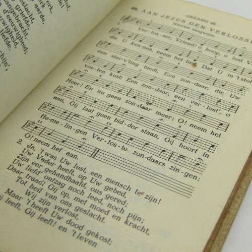 Set of Psalmen and Gezangen books in faux ivory case