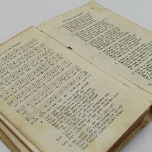 Set of Psalmen and Gezangen books in faux ivory case