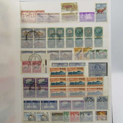 Thematic stamp collection in album - Animals / 970 Stamps with many scarce ones