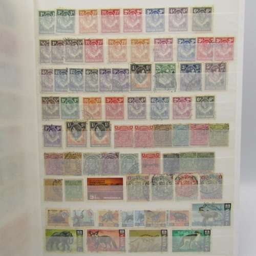 Thematic stamp collection in album - Animals / 970 Stamps with many scarce ones