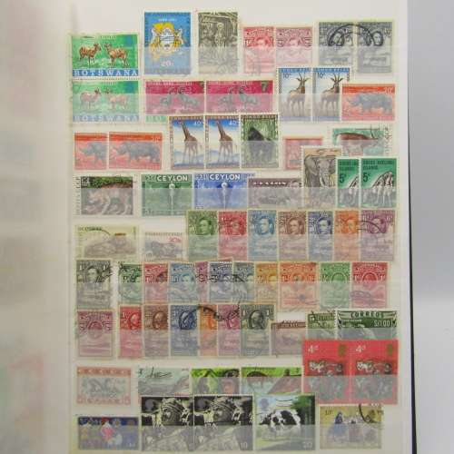 Thematic stamp collection in album - Animals / 970 Stamps with many scarce ones