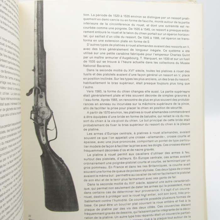 Armes A Feu Anciennes by Grund - Firearms handbook