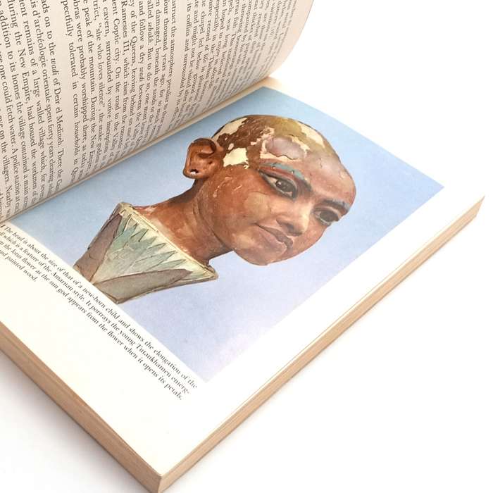 Tutankhamen Christiane Descoches - Noble court Philida - `n Slaweroman deur Andre P. Brink
