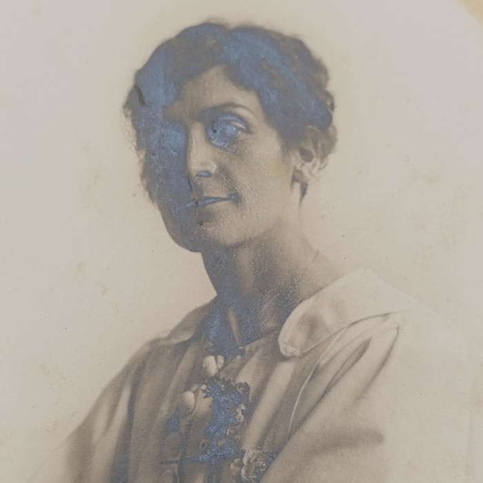 Antique photo inscribed Lala Ravenscroft - Western Cape area