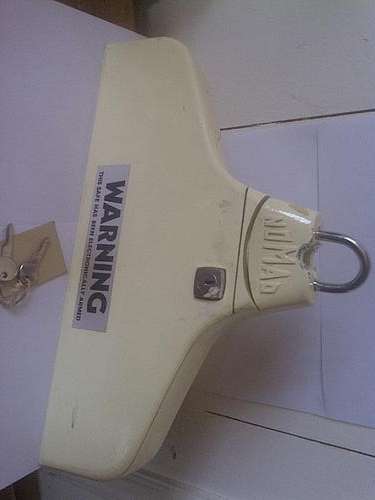OUT-FOX STICKY FINGERS!! Vintage Nomad Safe - Shaped as a Coat hanger!!