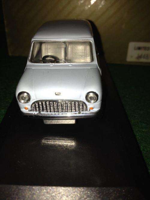 Vitesse - Morris Mini 1000MK2 Super De-Luxe 1967 LEdition  - 1:43 Scale (NOS)
