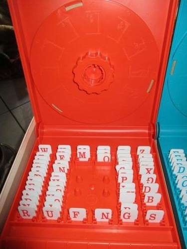 Hangman - The Original Word Guessing Game - Milton Bradley - Made in USA